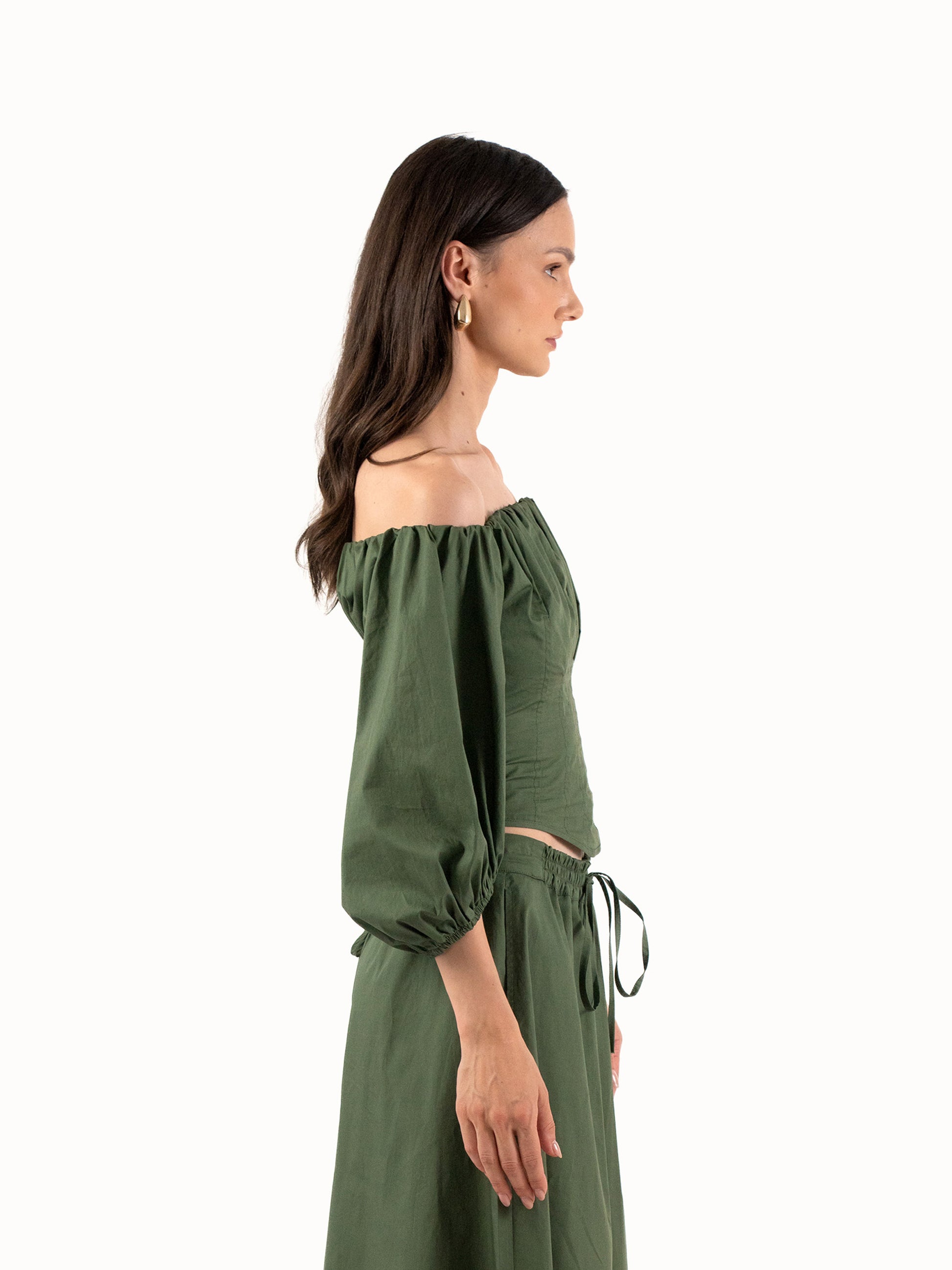 The Off-Shoulder Top – Forest Green