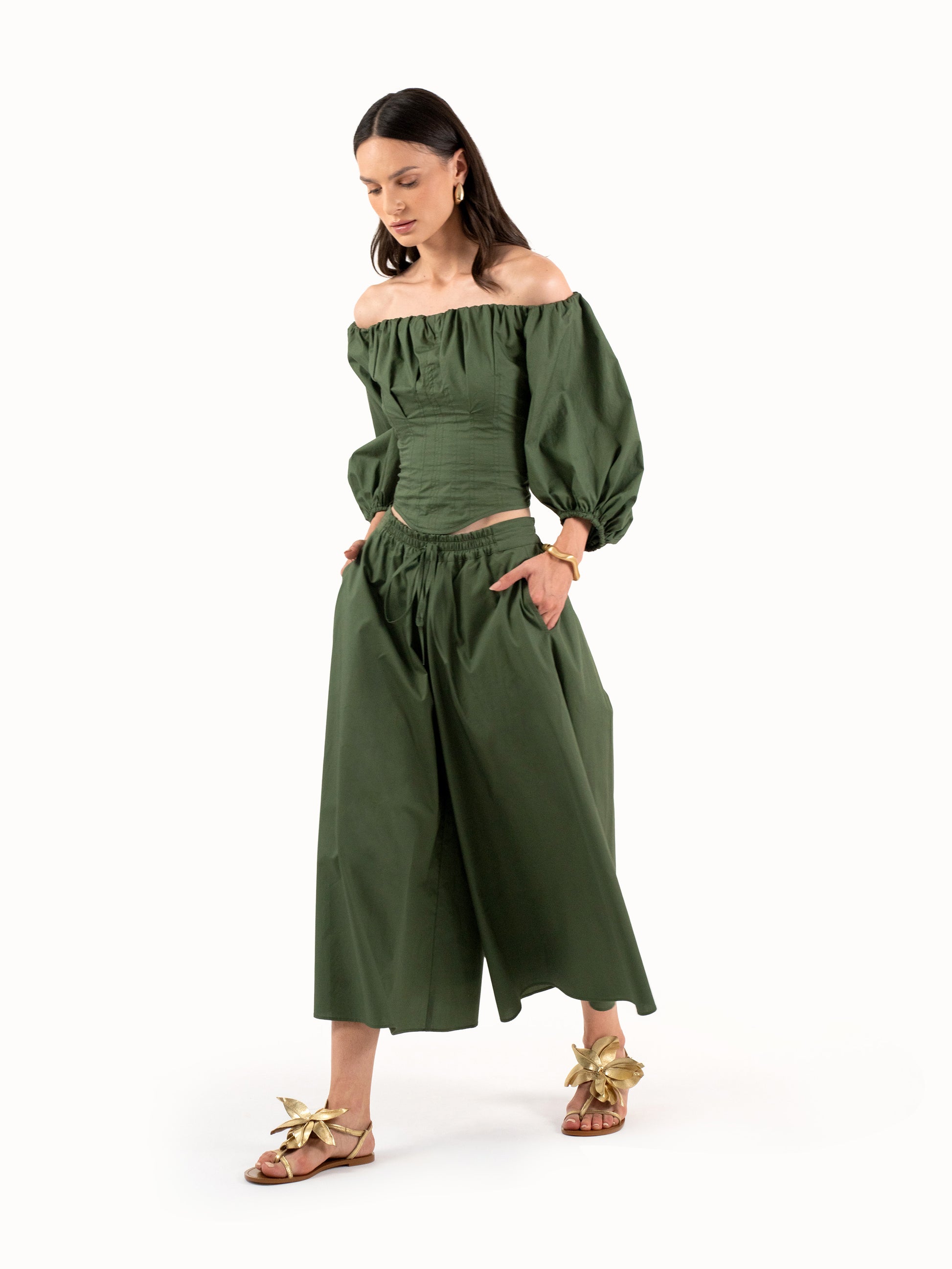 The Cropped Wide-Leg Trousers - Forest Green