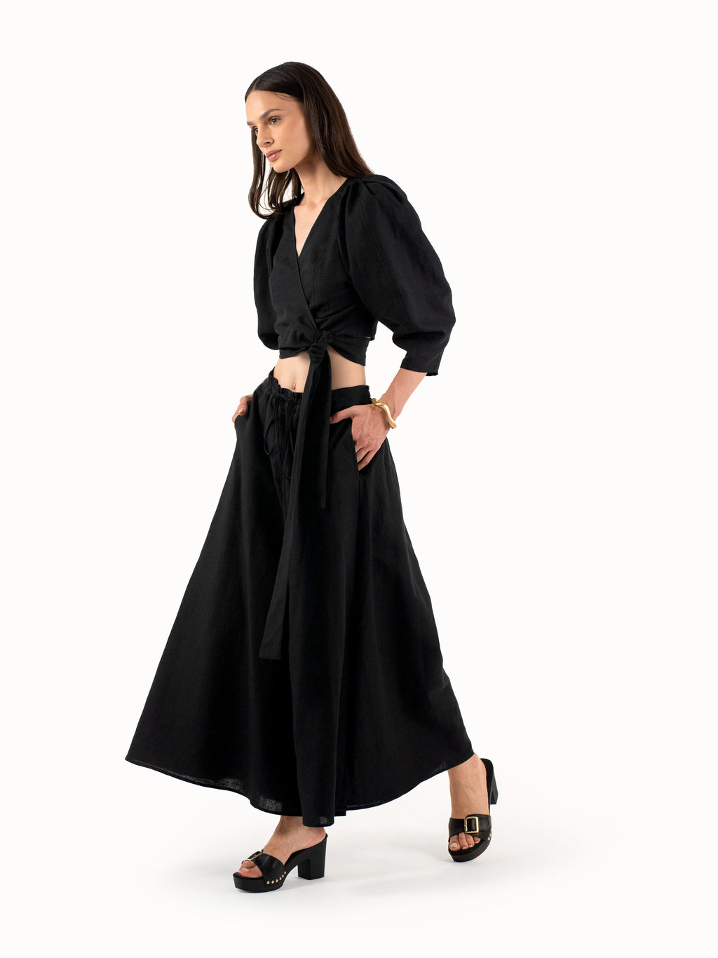 The Banana Sleeve Wrap Top - Black