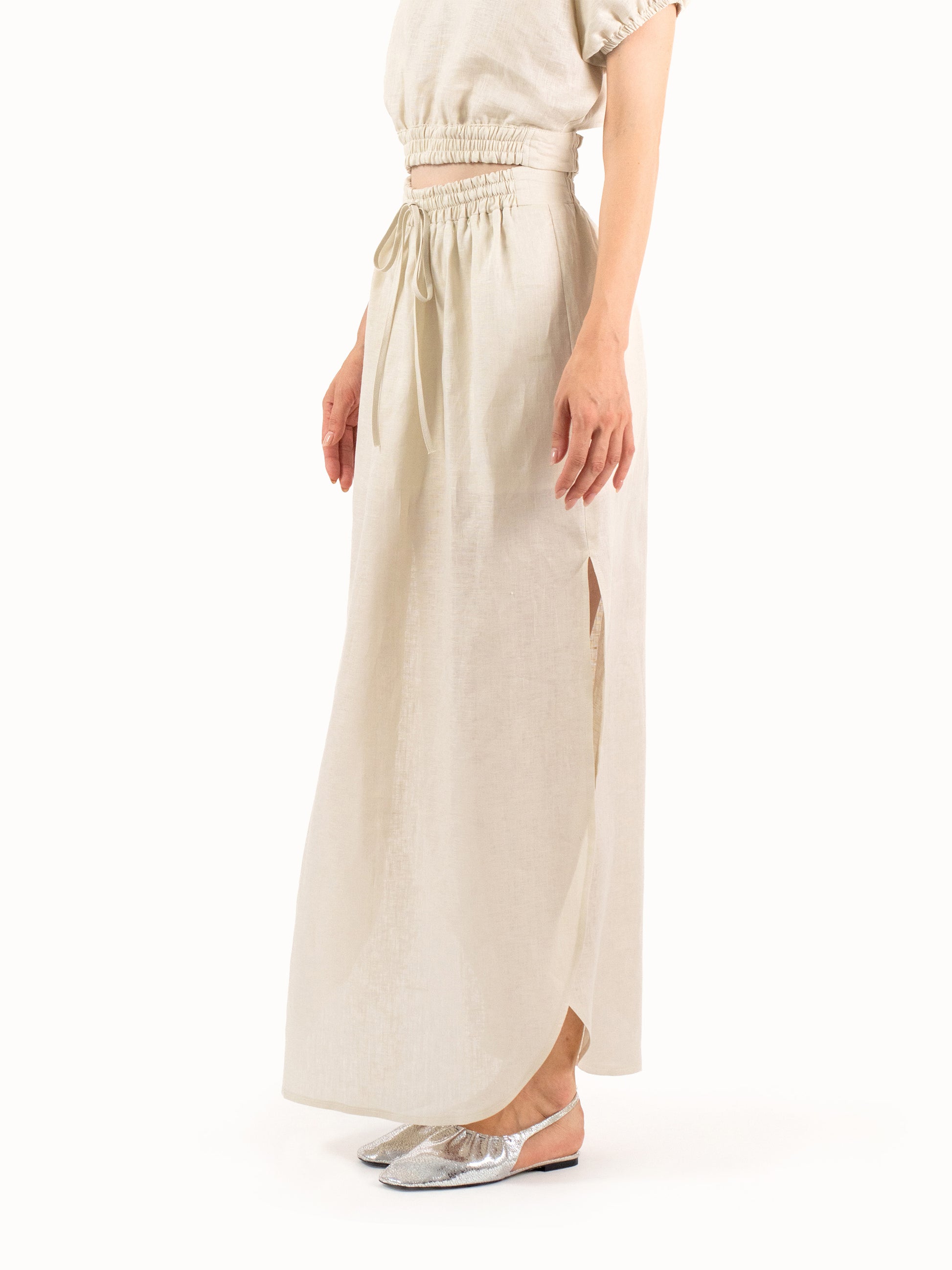The Shifted Slit – Linen Skirt