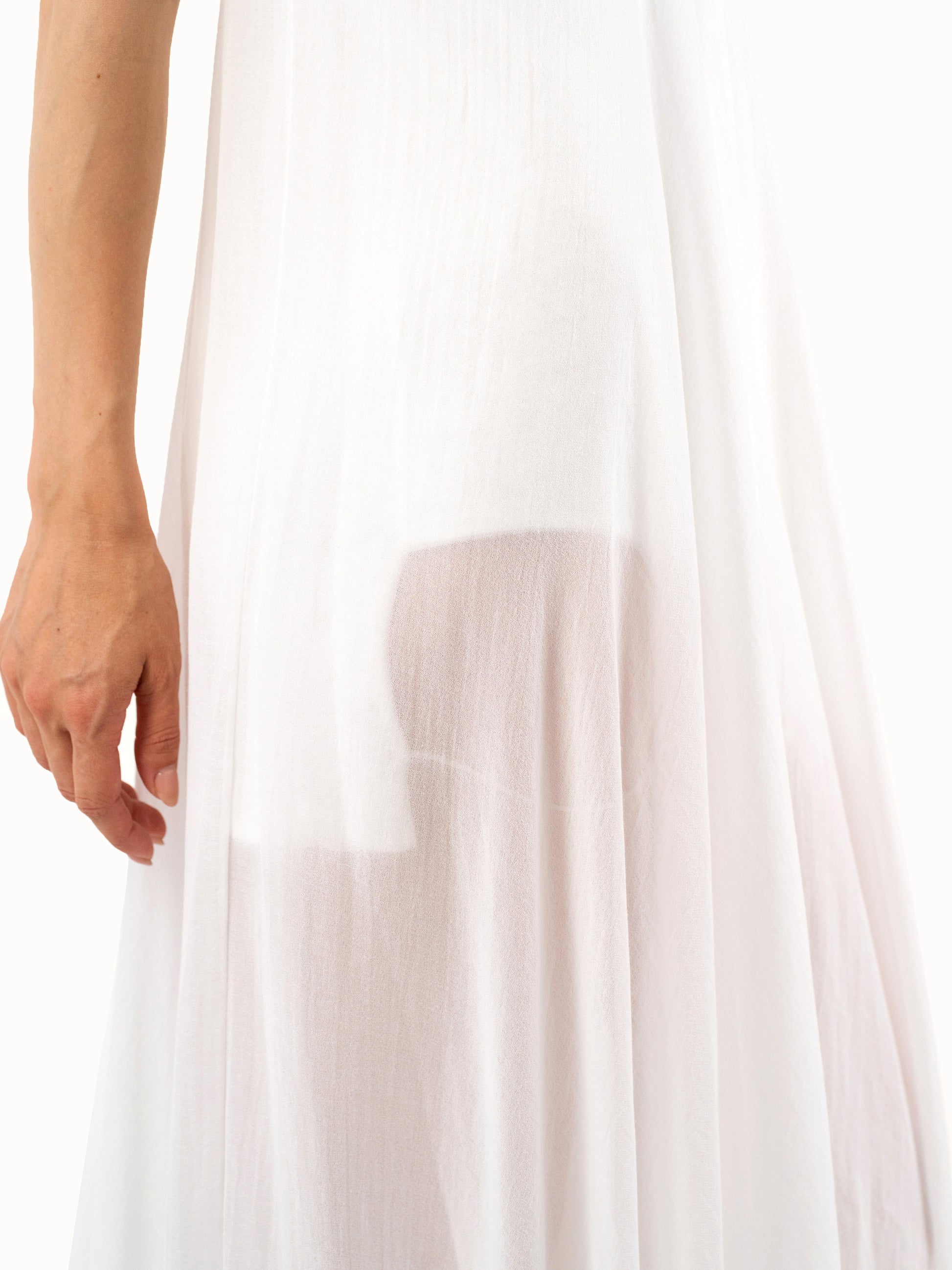The Volume Maxi – White