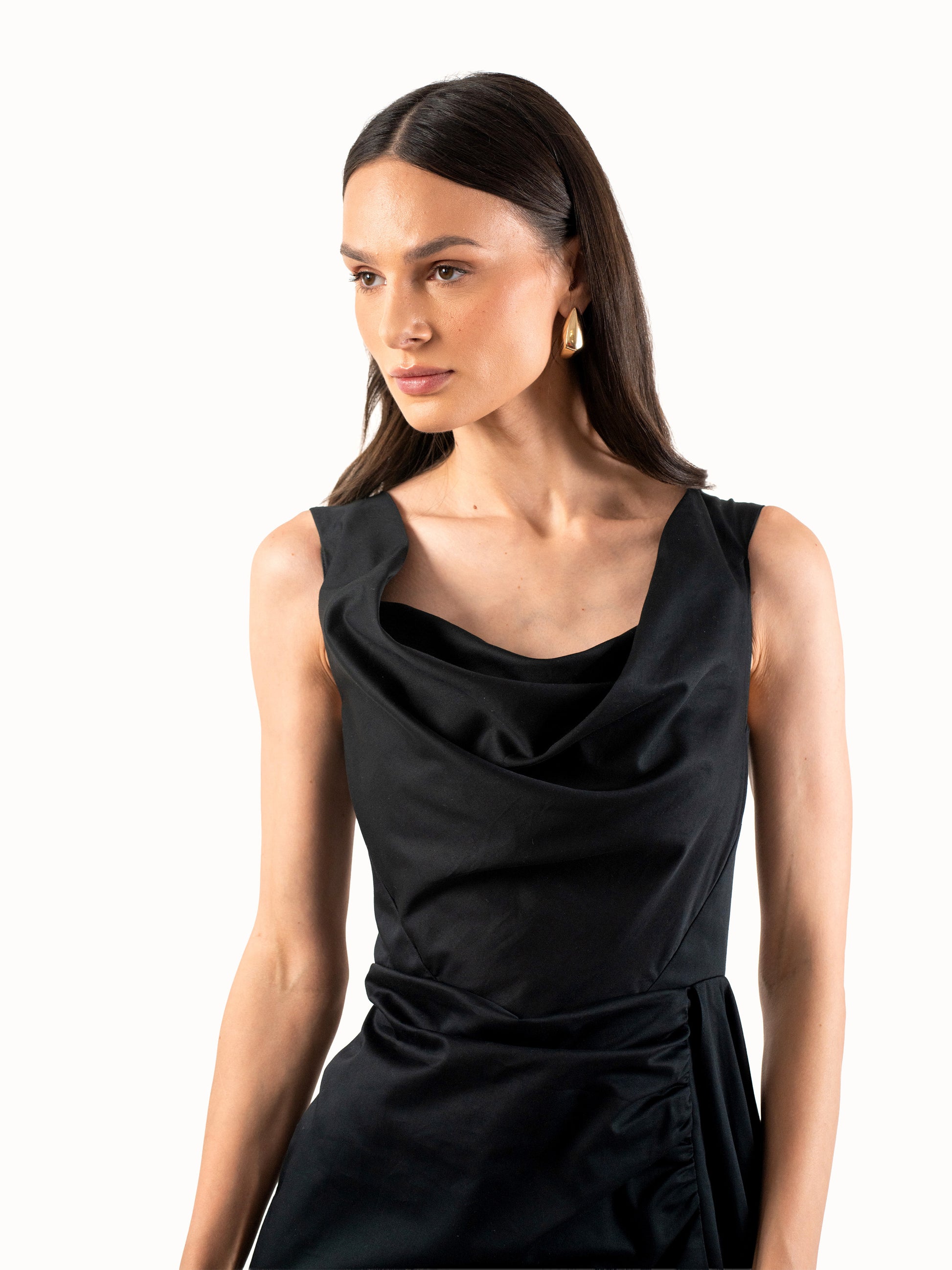 The Asymmetric Gown– Black Edition