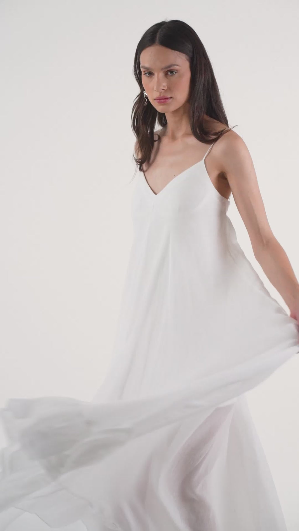 The Volume Maxi – White