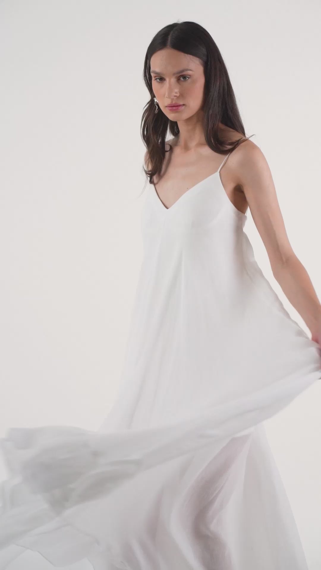 The Volume Maxi – White