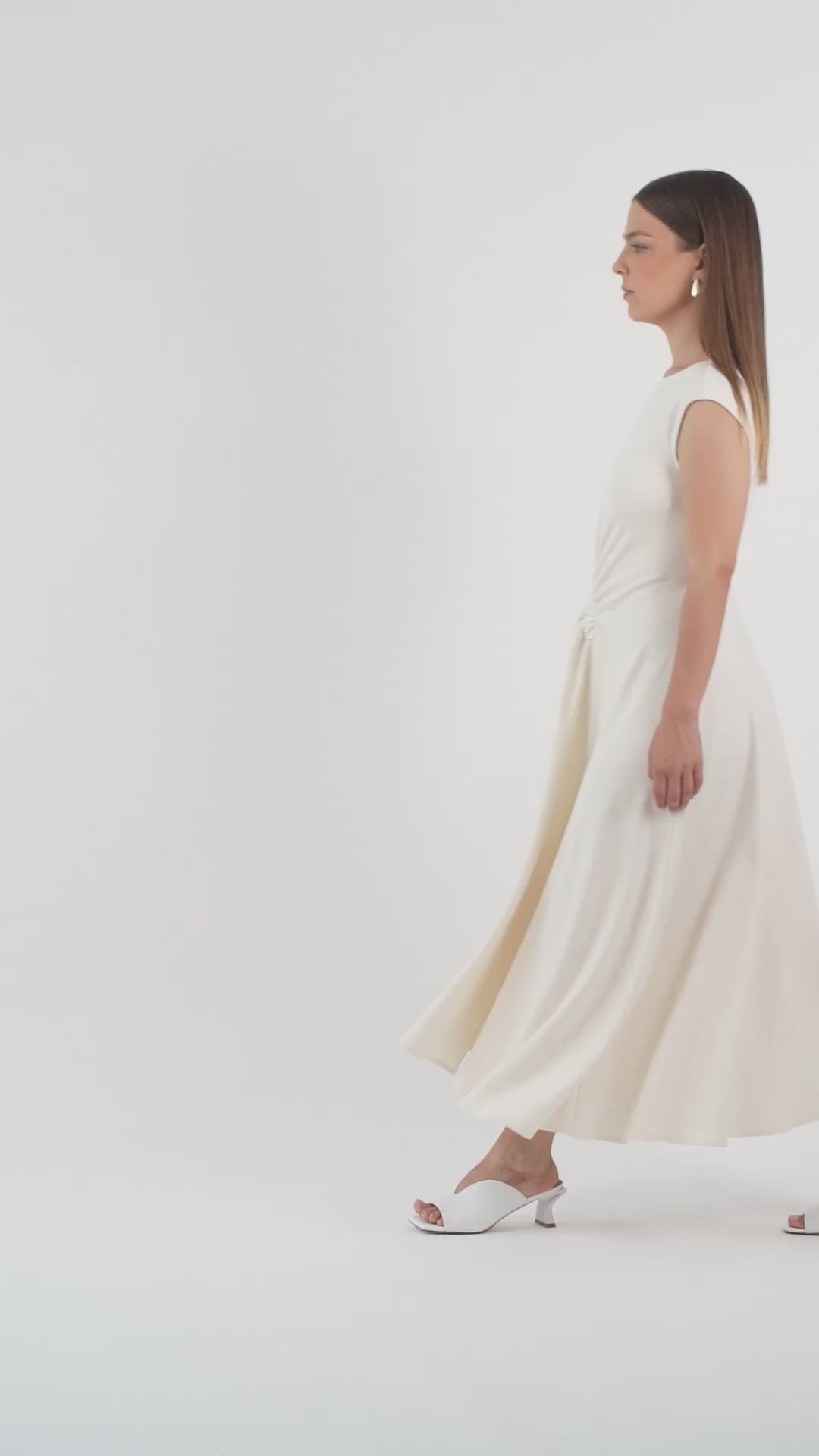 The Ruched Jersey Midi Dress – Ivory Petite